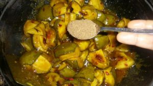 আমের আচার তৈরী ও সংরক্ষণ প্রশিক্ষণ